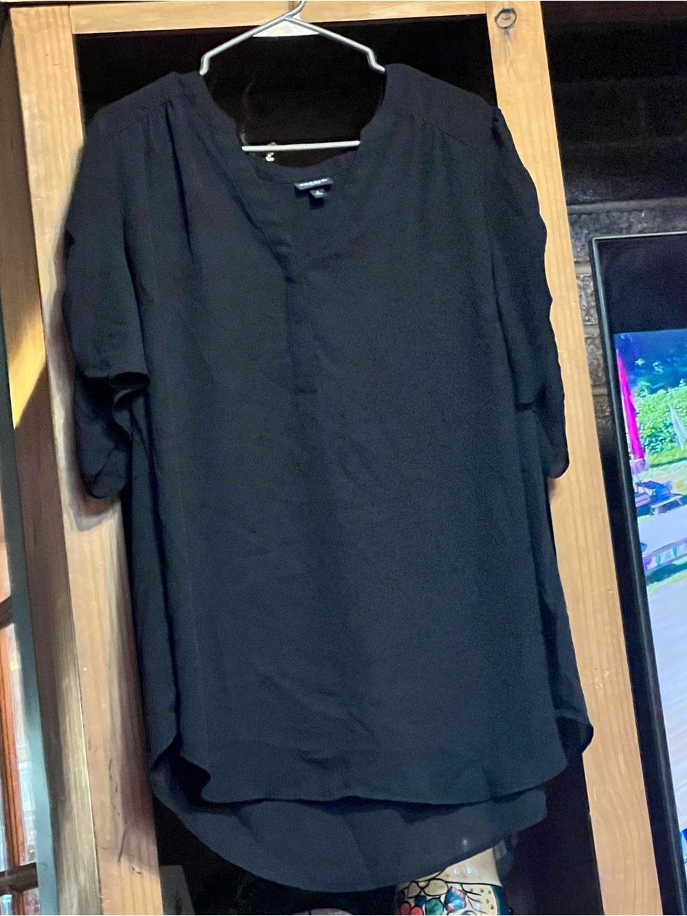 torrid Black V-Neck Short Sleeve Blouse